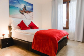 Luxury flat between Cologne and Bonn, shuttle from/to airport, trade fair, train station and Phantasy Land Bruhl